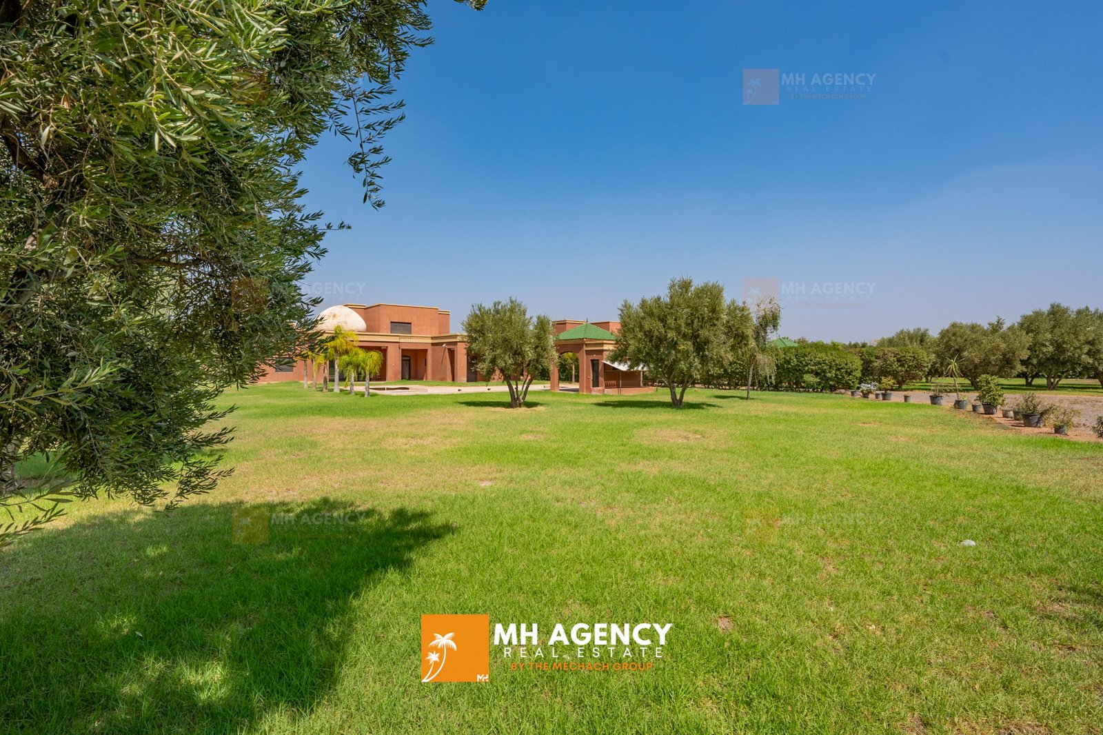 2 Villas dans projet touristique Route d’Amizmiz 2 Villas dans projet touristique Route d’Amizmiz